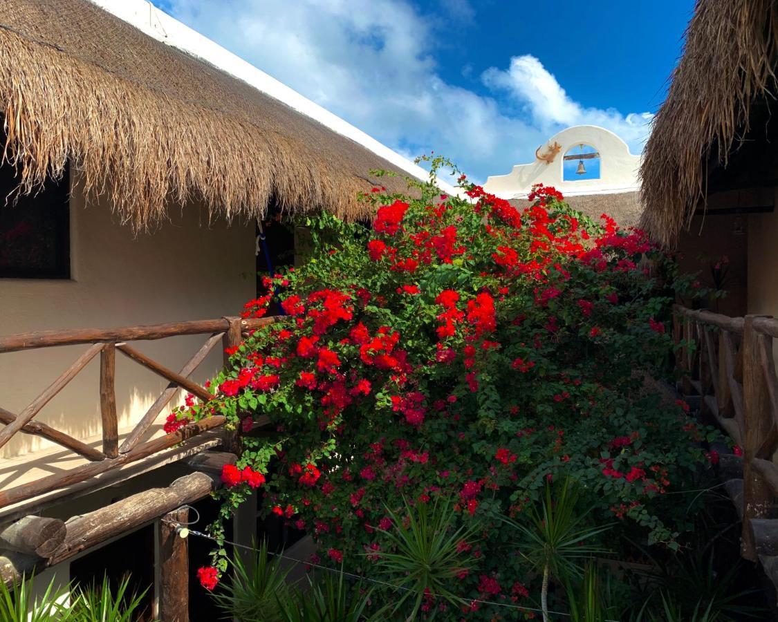 Lo Nuestro Petit Hotel Tulum Zewnętrze zdjęcie